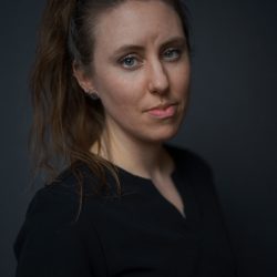 SM Melissa-Headshots-9642-Edit (1) (1)